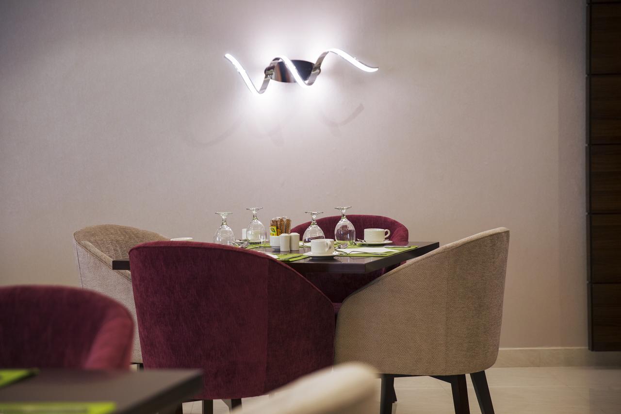 Motiara Hotel - Al Murouj Рияд Екстериор снимка